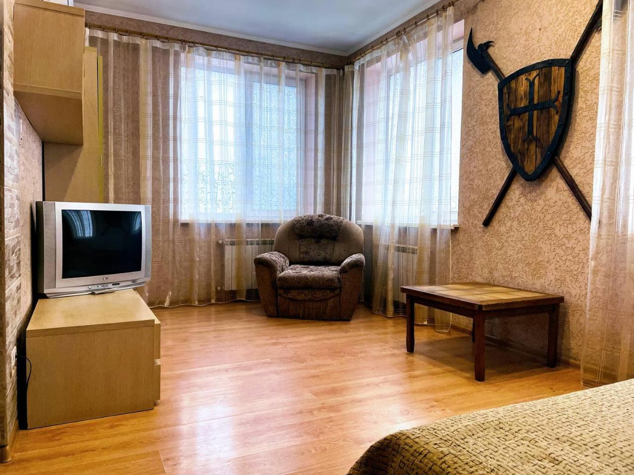 Апартаменты В Центре Кривого Рога Krivoy Rog Luaran gambar
